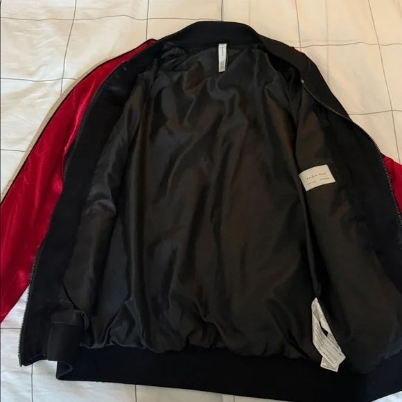 Limited Edition 2017/18 Zara - Black and Red Bomber Jacket with Rose Embroidery - Picture 4 of 5